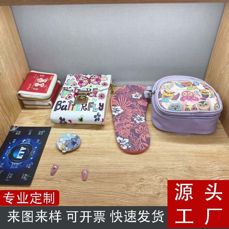 Cute comfortable wooden luggage case, printable fresh style