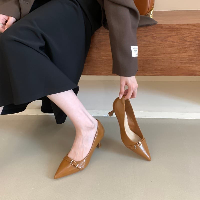 Nude Pointed Toe High Heels, Thin Heel, New Patent Leather Fashion Korean Style Chic Kitten Heel Office Flats for Women Trendy
