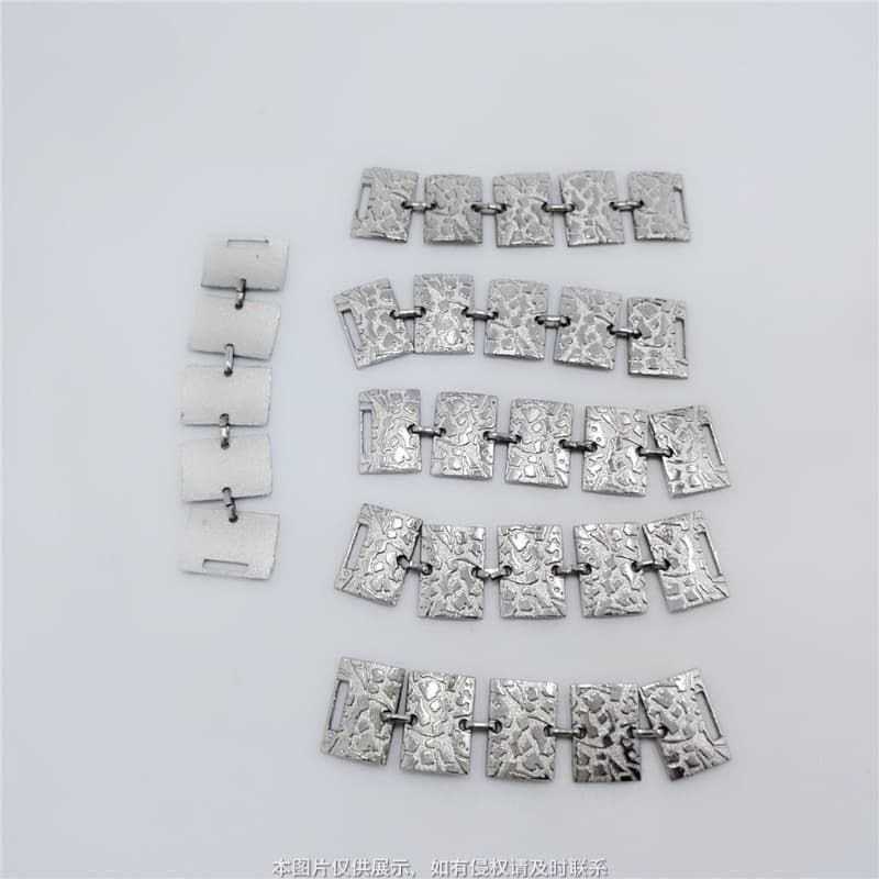 Custom small-section accessory chains for women's shoes, alloy ornaments, and various handmade special-shaped decorative fittings