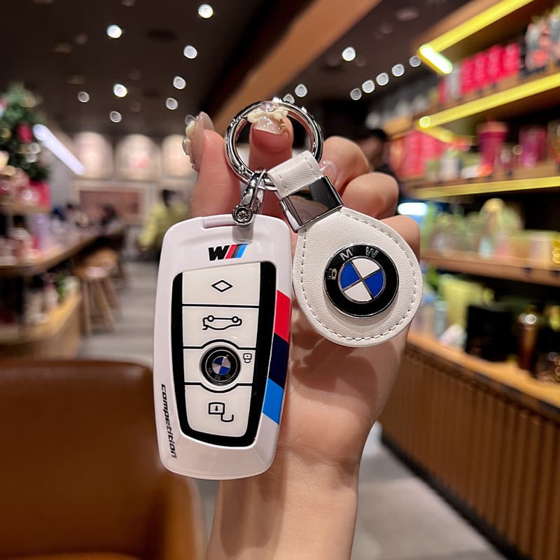 Suitable for BMW key cover 3 series 320gt old model 5 series li525 square x1x3x5/7 series track car casing