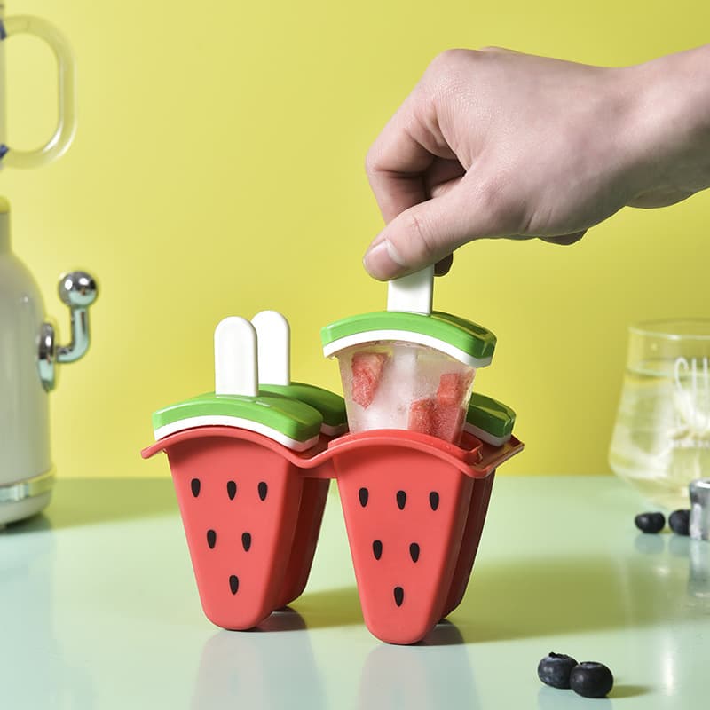 Ins-style Creative Watermelon Ice Cube Tray and Popsicle Mold DIY Non-Silicone Homemade Ice Pop Mold with Lid