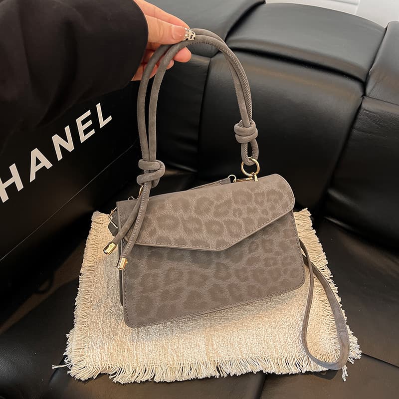 2026 New Cross-Border European and American Retro Fashion Leopard Print Casual Handbag with a High-End Feel, Single Shoulder Crossbody Small Square Bag for Women