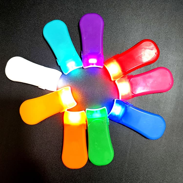 Factory Direct Acrylic Glow Stick Handles Long and Short Styles Multicolor Changing Fast/Slow Flash Steady Light Wholesale