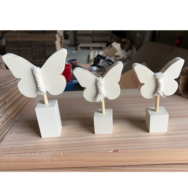 Custom solid wood butterfly ornament pine wood carving white paint children's room butterfly base decoration