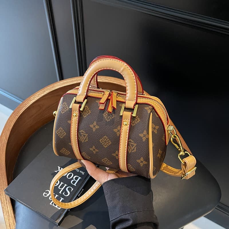2026 New Classic Trendy Handbag for Women, High-End Vintage Print Shoulder Bag, Casual Crossbody Bag