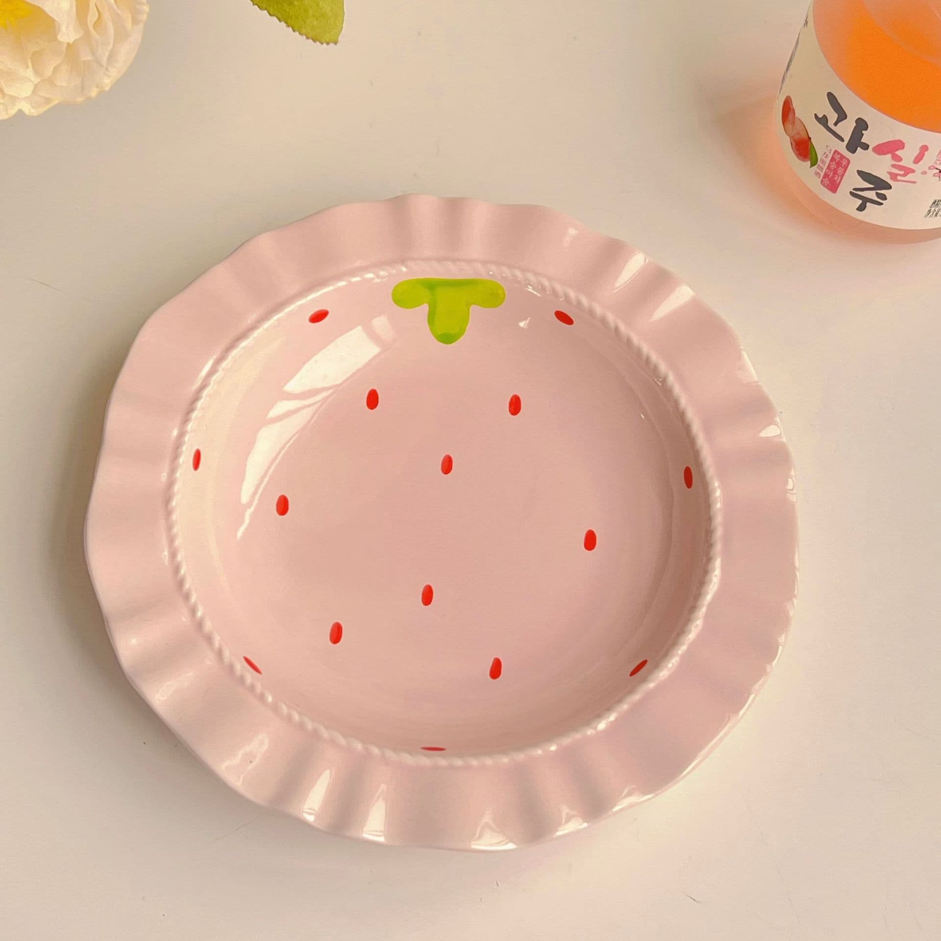 Ins Style Strawberry Ceramic Bowl and Plate Set with Handle, High Appearance Noodle Bowl, 2024 Trendy Tableware Set