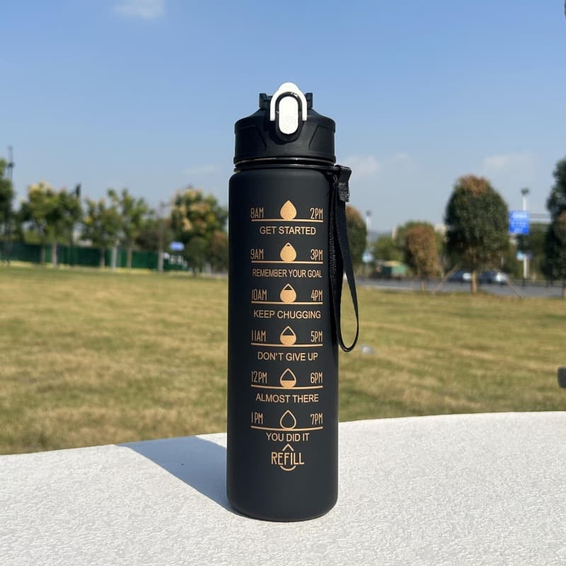 2000ml Large Capacity Sports Water Bottle for Men, Fitness Outdoor Portable Cup, Heat-Resistant Gallon Jug for Summer