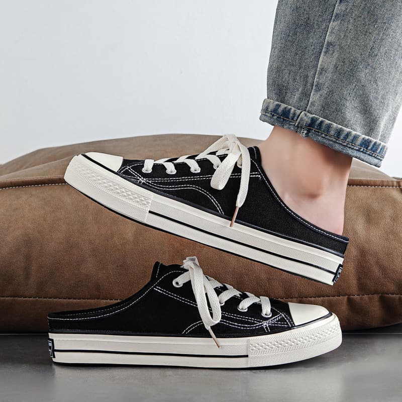 Half-back Canvas Shoes Men 2026 New Style Student Korean Versatile Lazy Board Shoes Heelless White Shoes Men