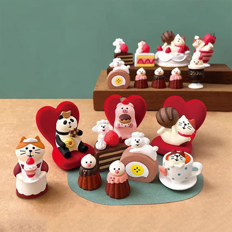 Resin Japanese Cat Figurine Valentine's Day & Tanabata Decoration Gift Strawberry Chocolate DIY Blind Box Craft Ornament