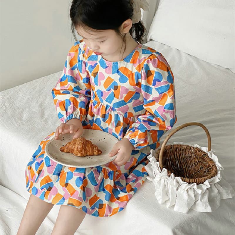 Export Children's Clothing Wholesale Girls Dress Spring/Fall 2025 New Style Kids Little Girl Abstract Heart Long Sleeve Princess Dress