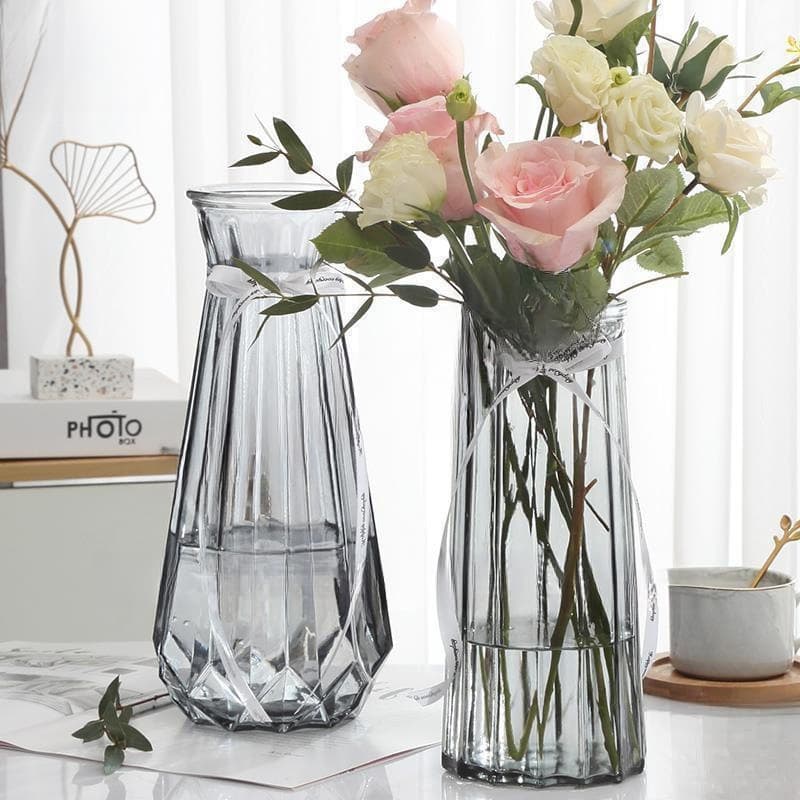 Glass Vase Transparent European Style for Hydroponic Lilies, Dried Flowers, and Lucky Bamboo