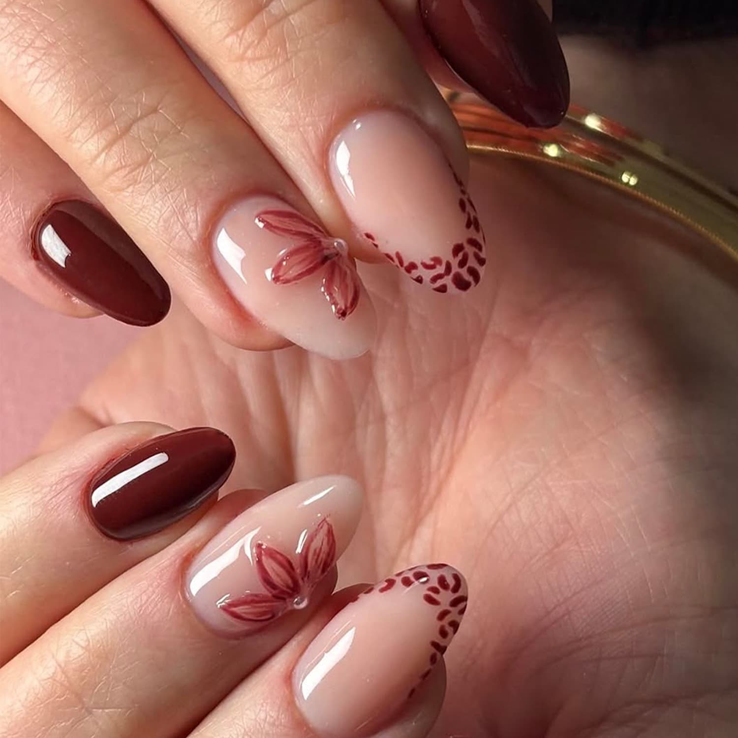 Lefan Manicure 3D Flowers Cherry Red French Wear Nails Leopard Print Retro Temperament Fake Nails Almond Nails