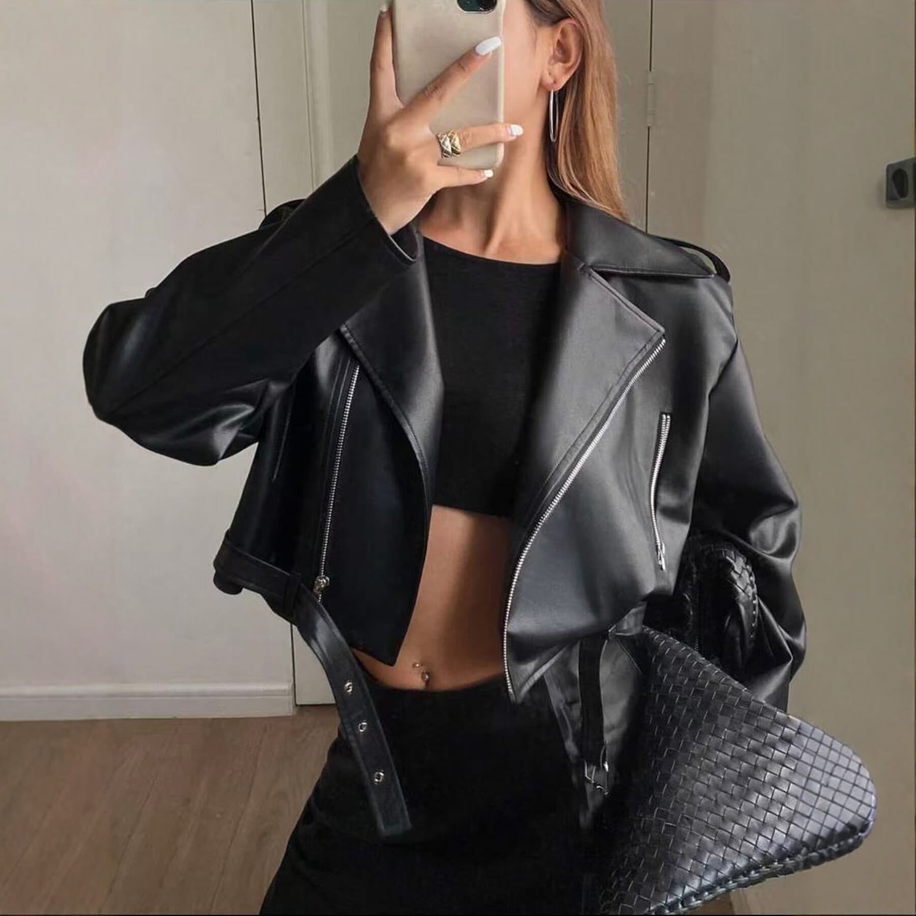 Cross-border wholesale European and American style short PU leather jacket for women, motorcycle biker jacket, slim fit, flattering, high-end black coat, trendy ins style
