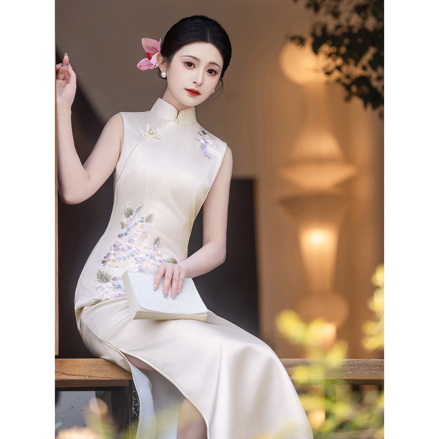 High-End Embroidered New Chinese-Style Cheongsam Dress for Women, Summer Sleeveless Elegant Modified Wedding Gown, Chinese Style White