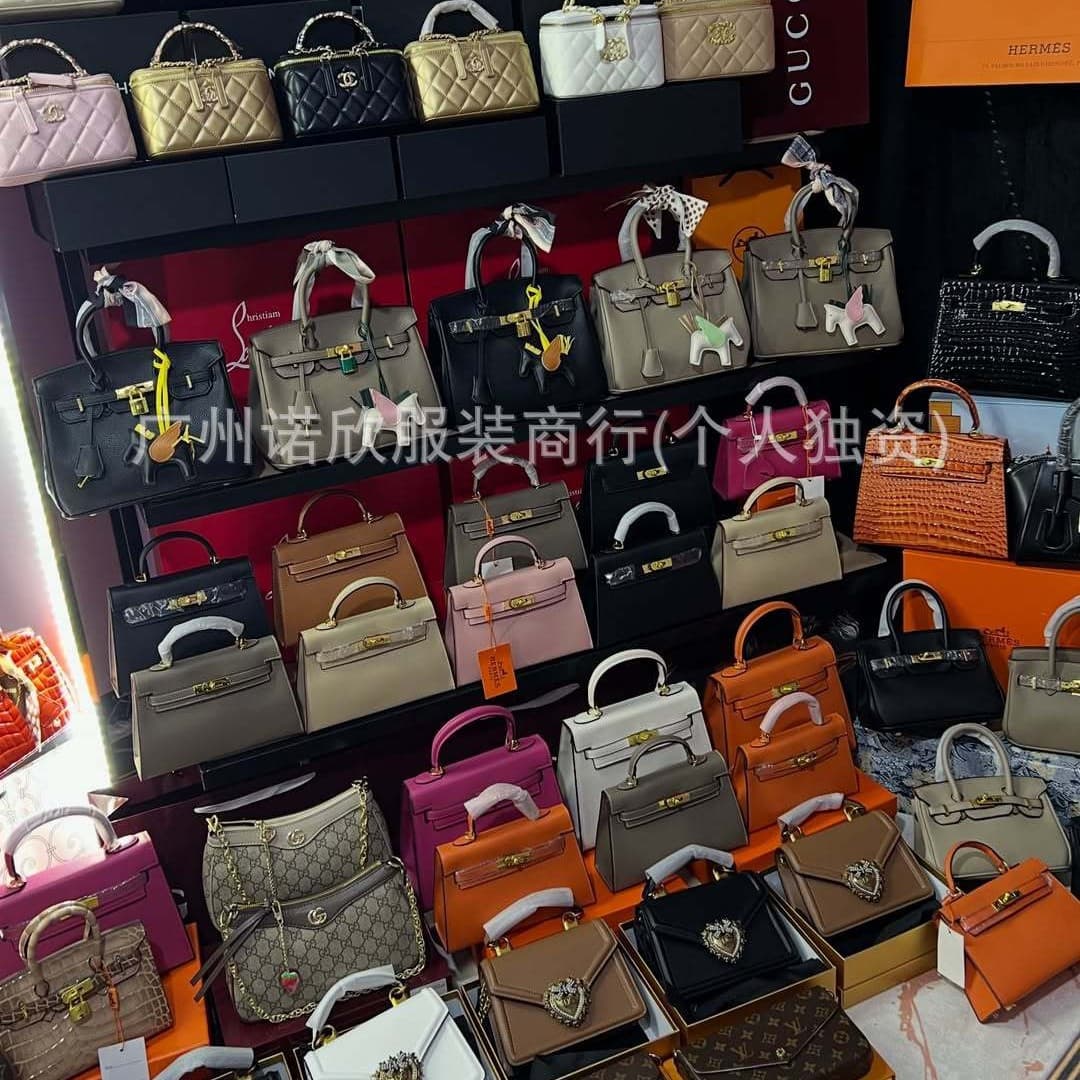 Cross-border fashion light luxury women's large-capacity handbag shoulder bag crossbody bag Lady Bao wholesale