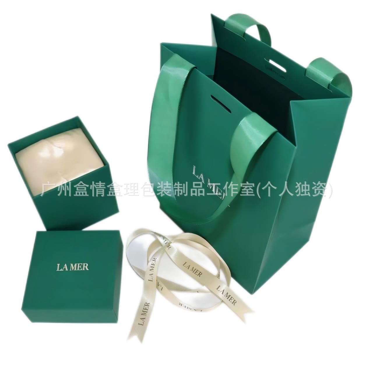 Luxury Cosmetic Gift Box with Magnetic Flip Lid, Perfume Box, Counter Display, Two-Piece Lid and Base, for Lipstick and Makeup