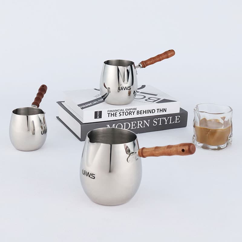 Cross-border Supply 304 Stainless Steel Egg-shaped Milk Cup New Pointed Spout Wood Handle Frother Outdoor Camping Frothing Jug