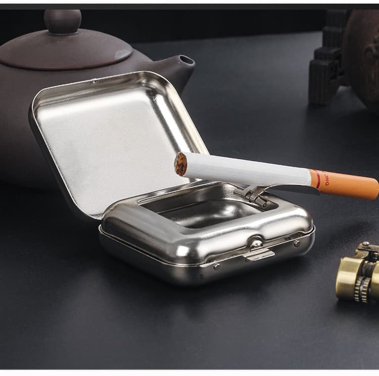 Mini Metal Ashtray Portable Pocket Ashtray Outdoor Travel Creative Car Accessory