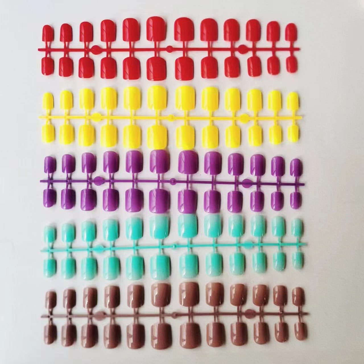 Factory Direct Colorful Short Round Square Oily Wearable Nail Tips 24 Pieces Full Cover Multi-Color Large Quantity Short Style Nails