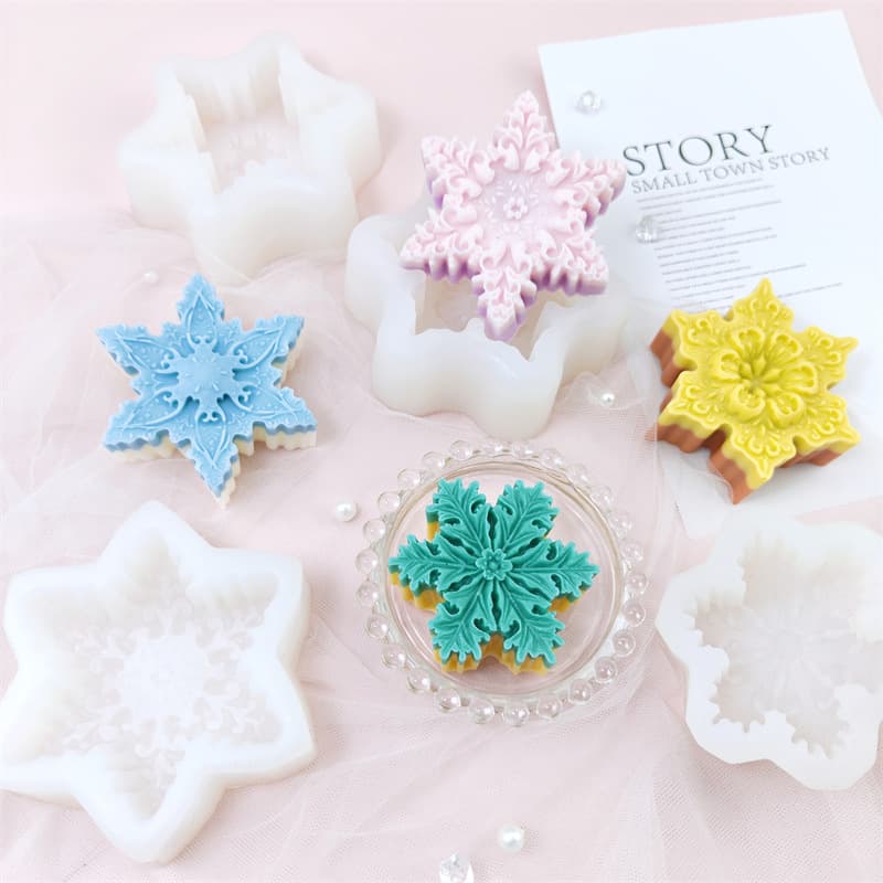 Snowflake Silicone Mold DIY Scented Candle Plaster Ornament Mold Christmas Snowflake Baking Mousse Cake Mold