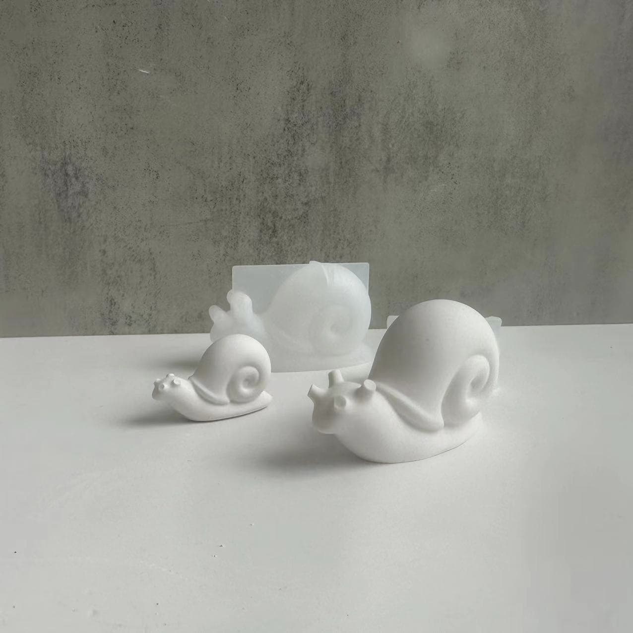 Snail plaster ornaments silicone mold resin glue mold aromatherapy candle mold