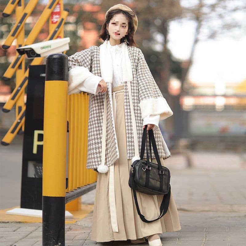Huaxizi Original [Towards Warmth] Ming Dynasty Hanfu Women's Han Elements Wool Coat He Collar Shan PiAo Pleated Skirt Autumn Winter