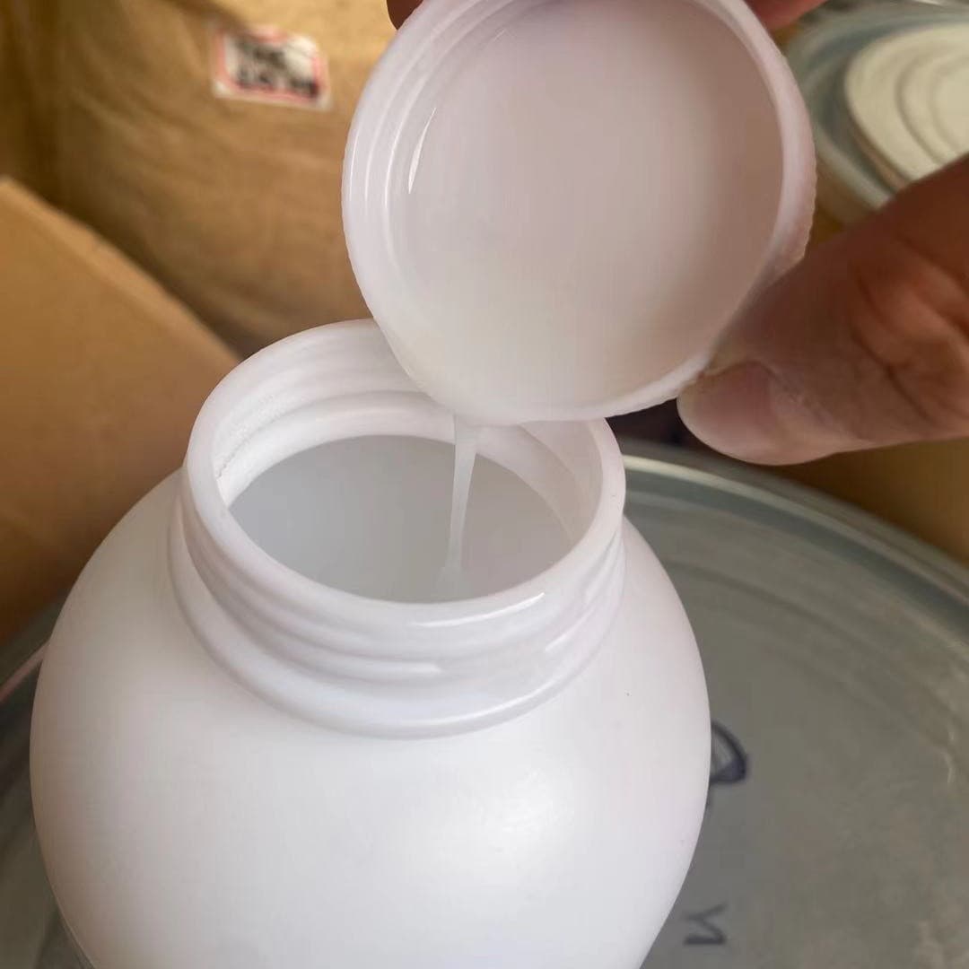Polyvinylidene fluoride PVDF water-based white fluorocarbon room temperature emulsion coating, wear-resistant, anti-adhesive, chemical resistant