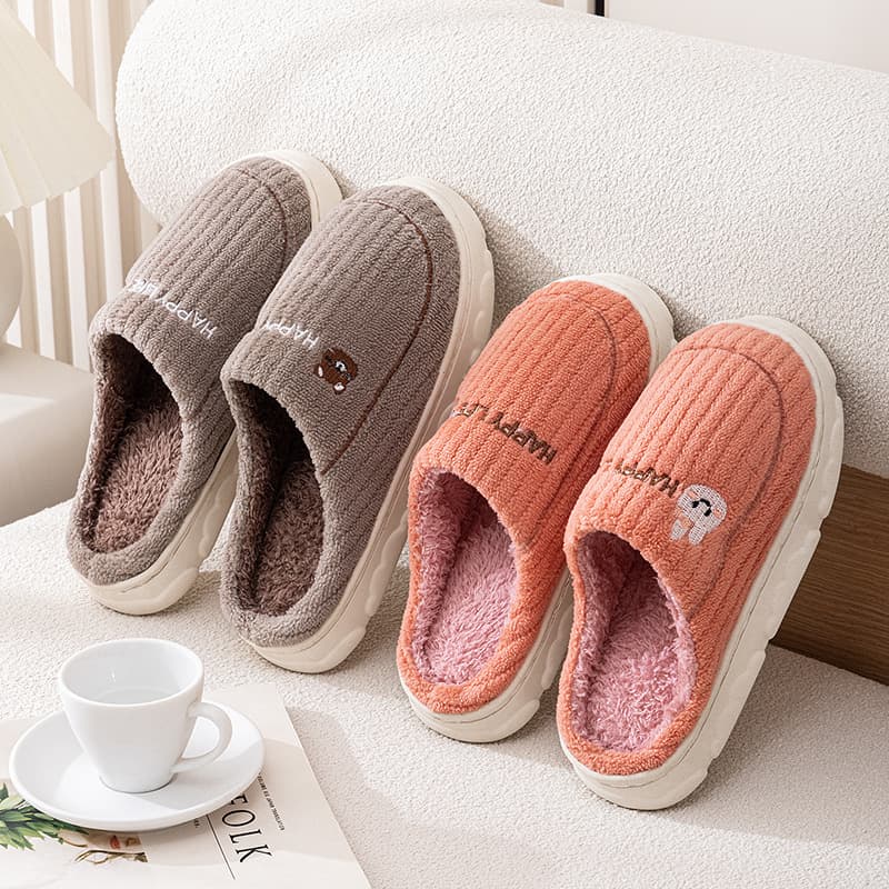 Qida Shun New Special Price Home Cotton Slippers Winter Anti-Slip Thick-Soled Unisex Shoes Household Warm Cotton Slippers Wholesale