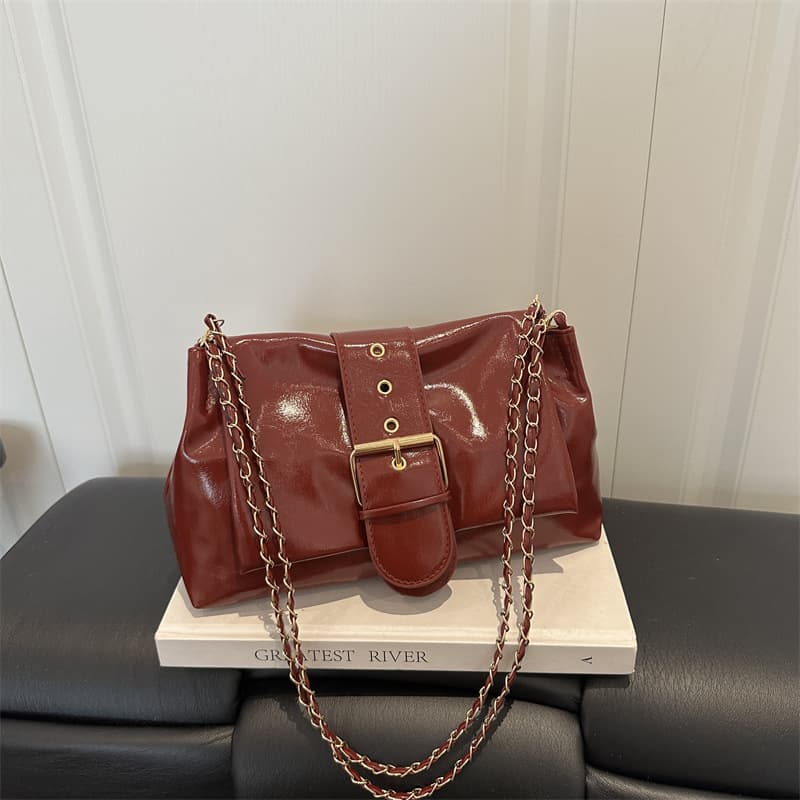 Women's Underarm Bag 2026 Summer New Niche Retro Fashion Handbag Shoulder Bag High Aesthetic Commuter Crossbody Bag