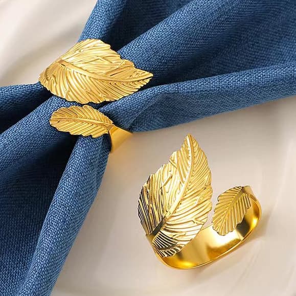 Cross-border Golden Leaf Napkin Holder, Table Setting Napkin Ring, Metal Maple Leaf Open-End Wholesale from Manufacturer