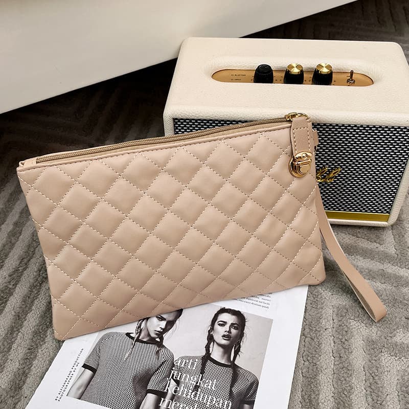 Wholesale Small Bags for Women, Embroidered Diamond Quilted Clutch, 2026 New Style Ladies' Niche Handbag with Handle