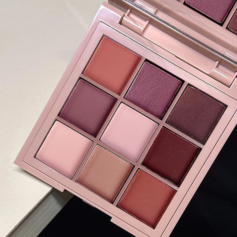New dry rose nine-color eyeshadow palette, low saturation, fully matte, cool, gray, purple, sweet, rich eye makeup