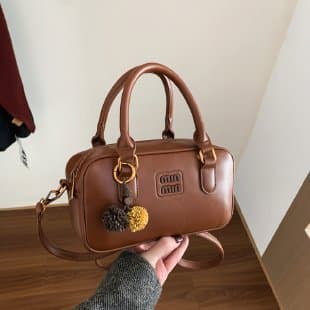 New Crossbody Mini Square Bag for Women 2026 Spring Trendy Fashion Simple Commuter Shoulder Bag