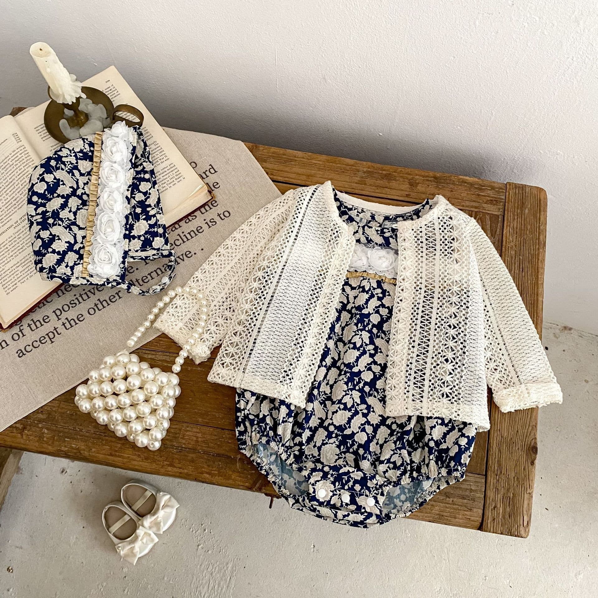 Infant and toddler girl baby summer clothes 2026 new blue floral sleeveless harem dress crawler clothes baby clothes