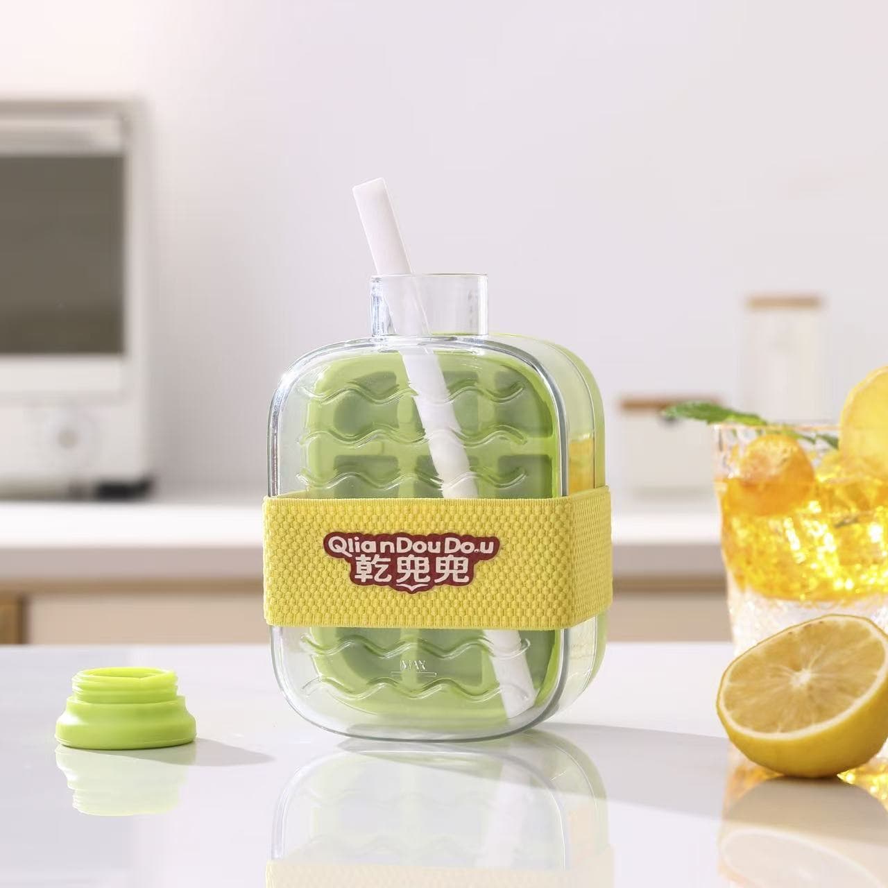 Ice Press Ice Cube Tray with Water Filling, No-Touch Home DIY Ice Mold Creative Water Bottle No-Contact Ice Maker