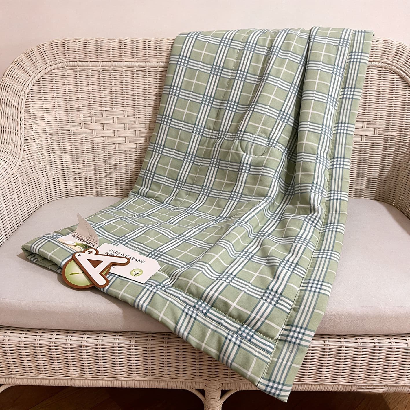 Factory Wholesale Summer Quilt Plaid Air Conditioning Blanket Meeting Gift Promotional Activity Blanket Cover Thin Soft