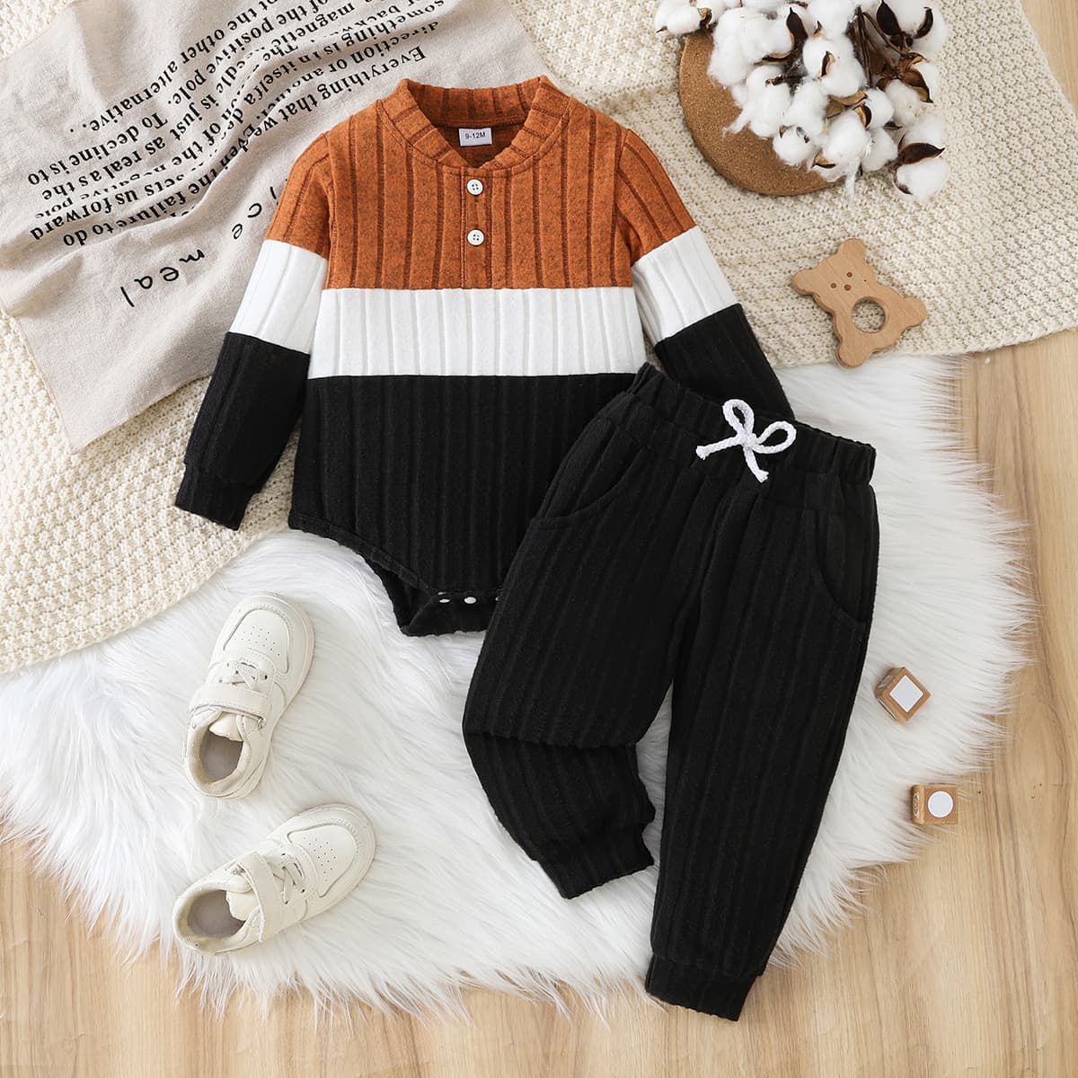 Knitted baby boy suit for 1~3 years old, color-blocked long-sleeved round neck hoodie, elastic, soft, casual autumn and winter style