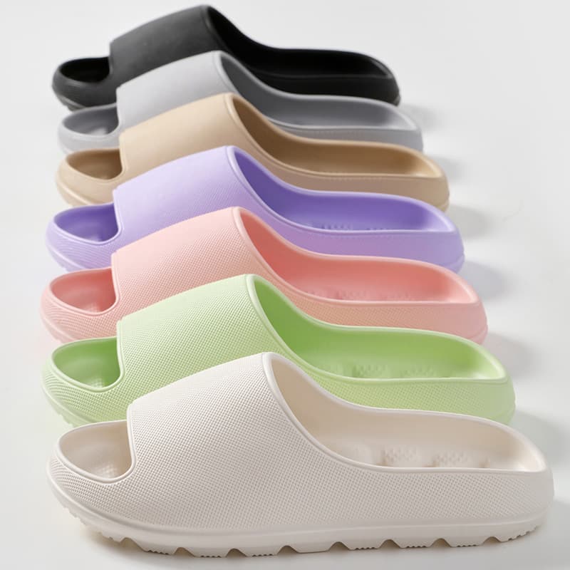 Bathroom Slippers Bathing Sandals Hollow Leakage Thick Sole Anti-Slip Beach Indoor Home Women's Bathroom Slippers for Men