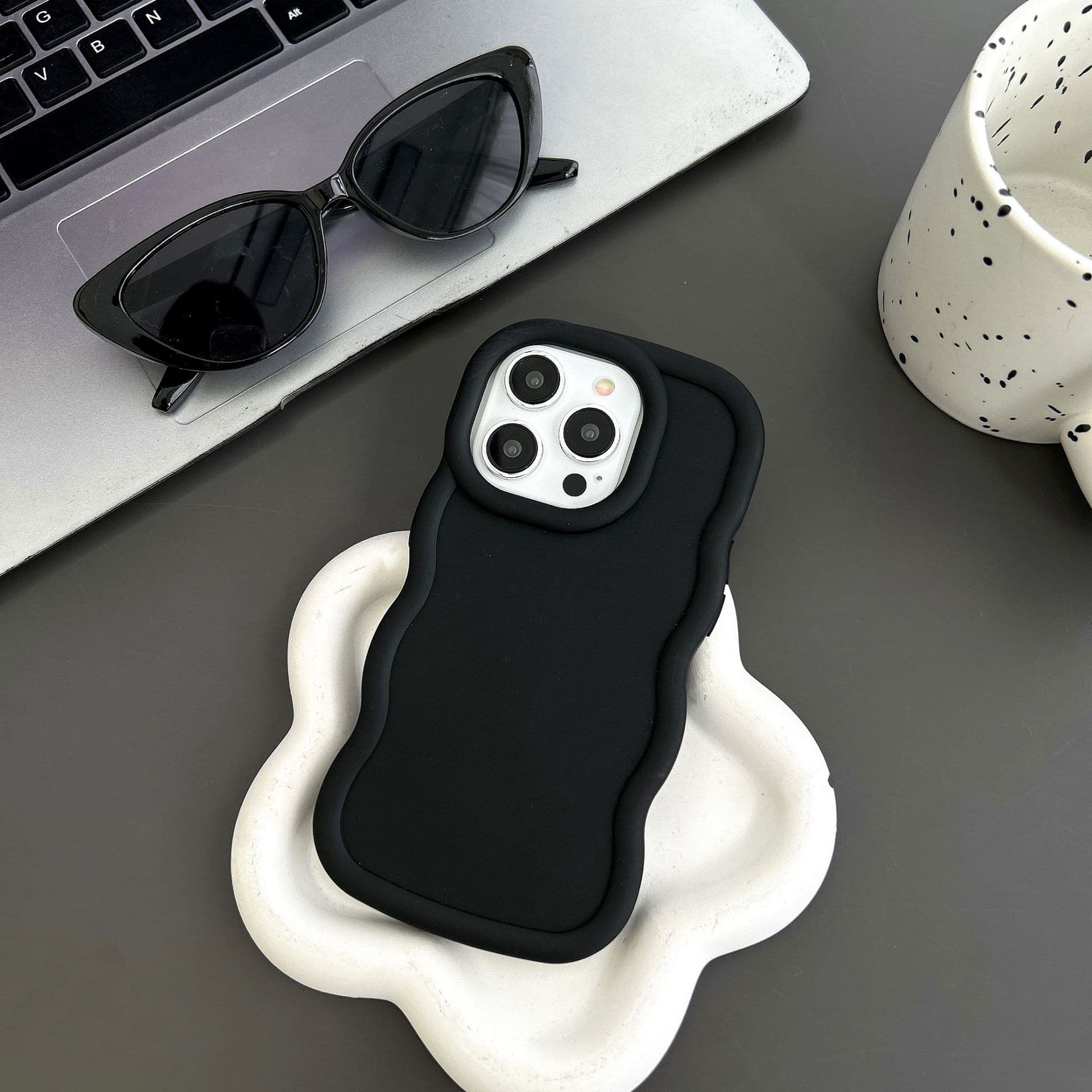 Compatible with Apple iPhone 16 Pro Max Case, iPhone 15 Cross-Border Large Wave Puff Shell