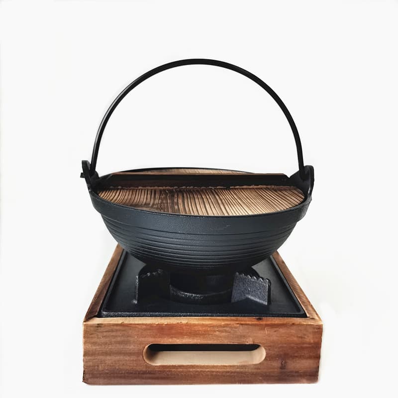 Portable Iron Wok Outdoor Threaded Soup Pot Japanese Shabu-Shabu Camping Stew Pot Small Hot Pot Ideal for Camping And Outdoor Use