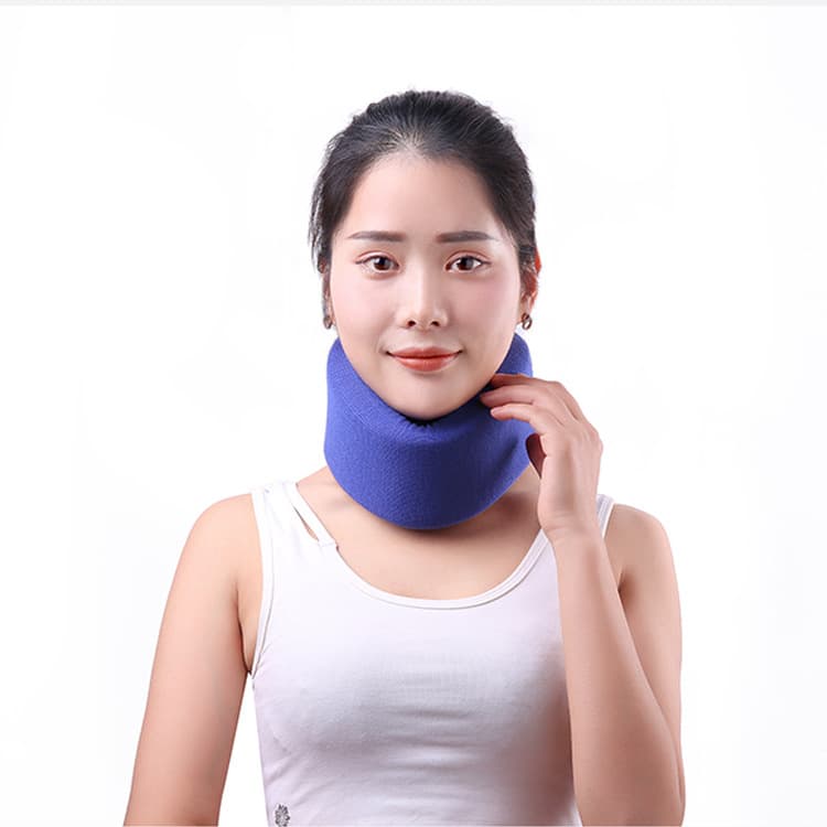 Neck Brace for Travel - Breathable Cervical Collar for Men and Women, Provides Warmth, Support, and Fixation for Forward Head Posture