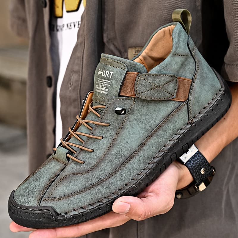 Lightweight, versatile, breathable outdoor men's boots, retro leather boots, plus-size cross-border shoes, casual men's boots.