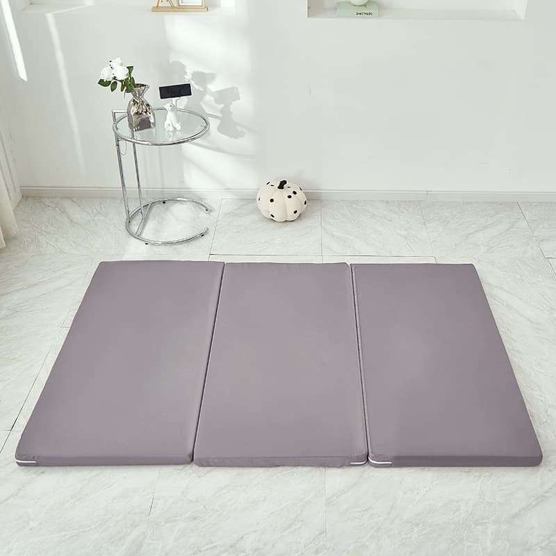 Waterproof Tri-Fold Mattress Pad Yoga Mat with Zipper