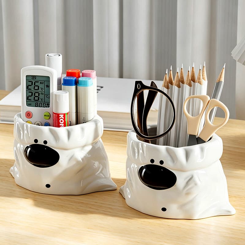 Funny Bag Puppy Pen Holder Cup, Ins High-Appearance Large-Capacity Desktop Cup Holder, Cute Niche Gift for Home
