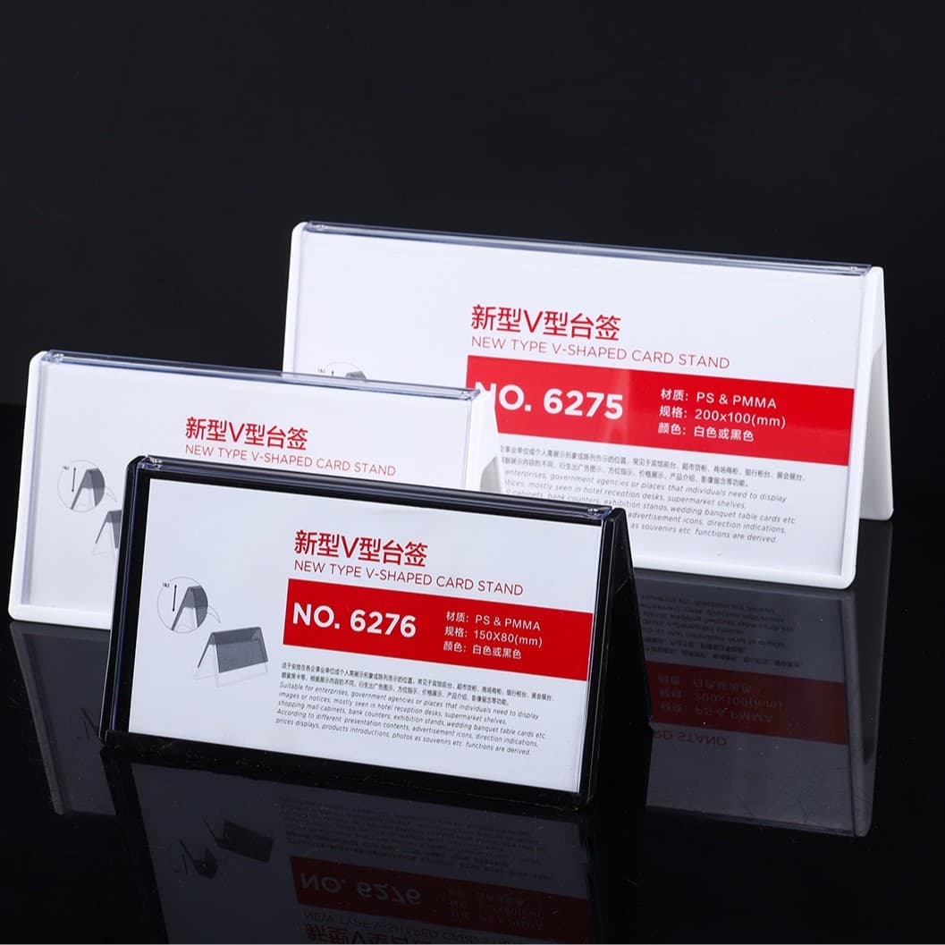 Customized organic plastic V-shaped conference card transparent crystal glossy table sign table card seat card desktop display stand