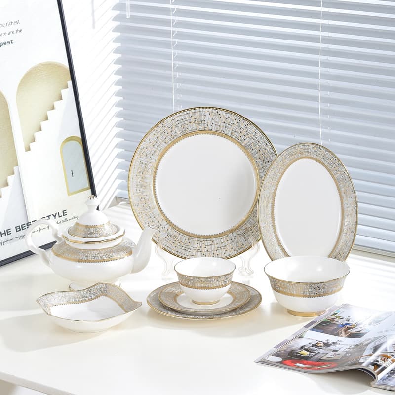 Uzbekistan 62-Piece Dinnerware Set Decal Ceramic Dinnerware Relief Plate Bowl Ceramic Pot Tea Cup Fish Plate