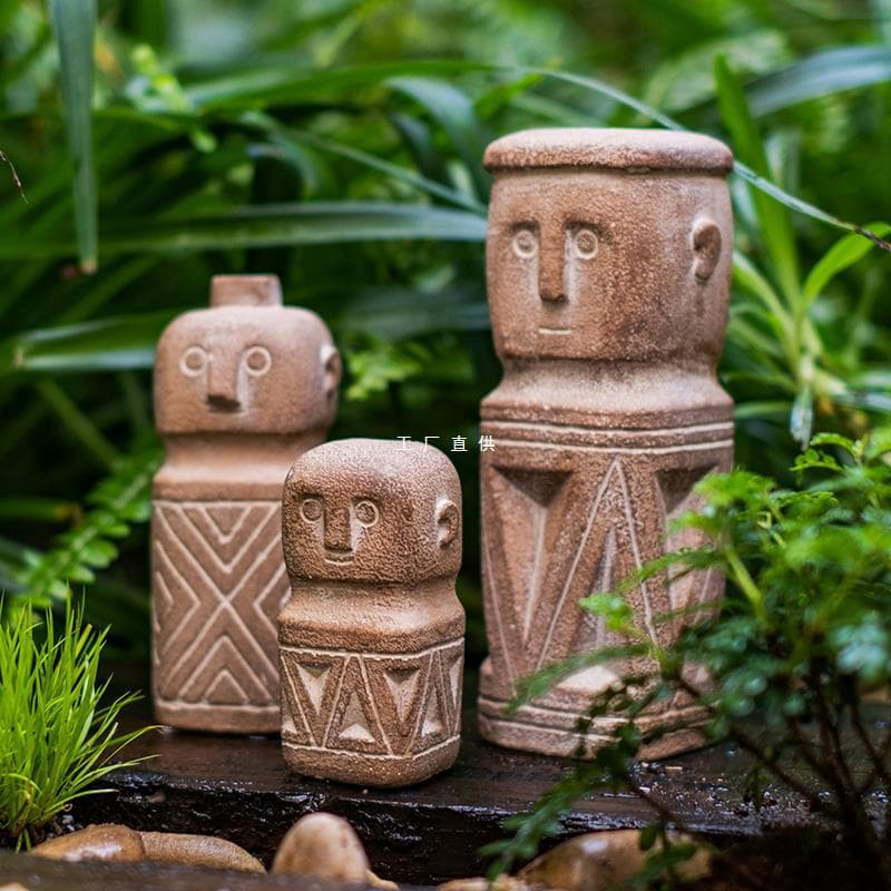 Ancient Style Statue Decoration Geometric Art Imitation Stone Figure Display for Courtyard Garden Villa