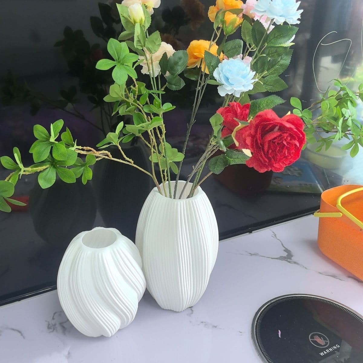 Home ins style Nordic white imitation ceramic vase living room imitation flower ornaments creative fresh flower pot flower holder