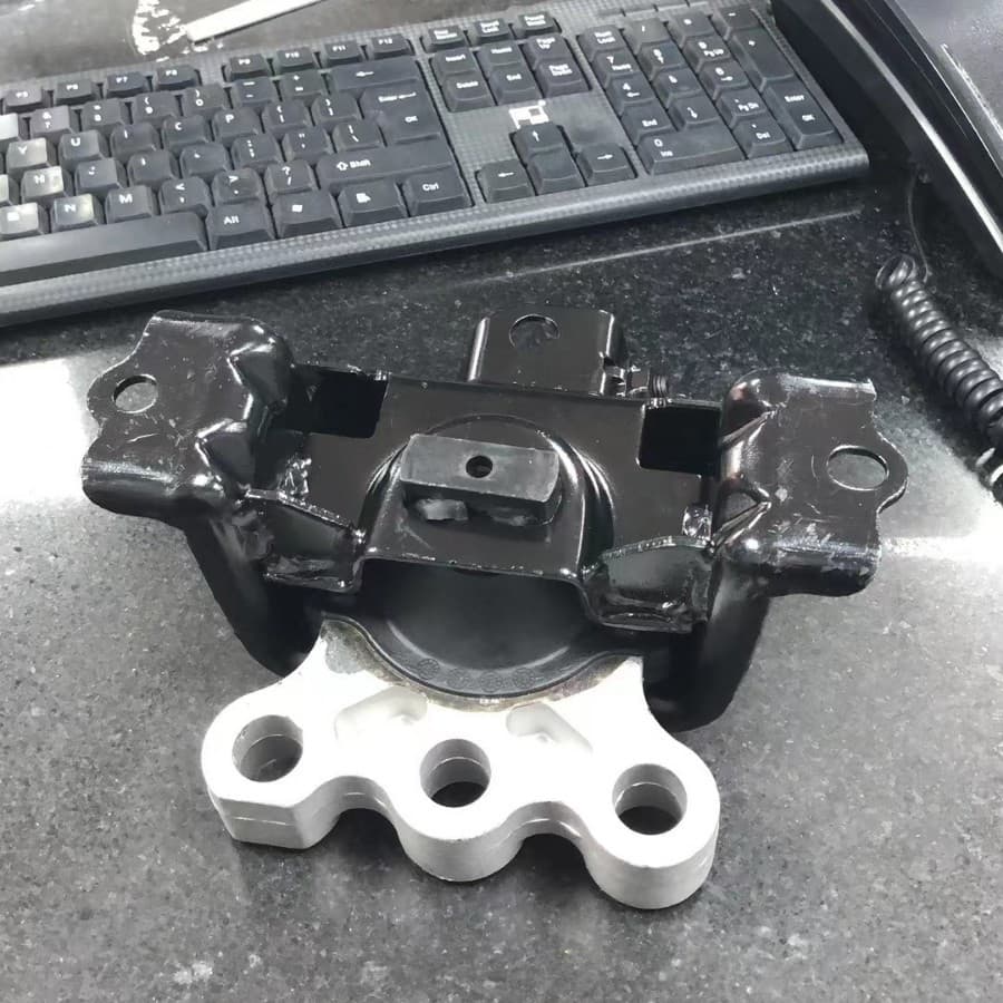 Engine Mount and Transmission Mount for Chevrolet Aveo Right Side Auto Parts 95930076