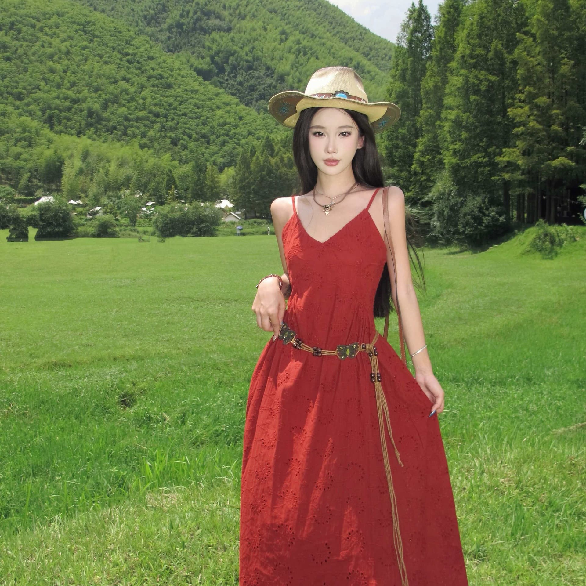 American Style V-Neck Hollow Out Camisole Dress for Women, New Summer Design, Loose Fit, Slimming, Vacation Style Long Dress